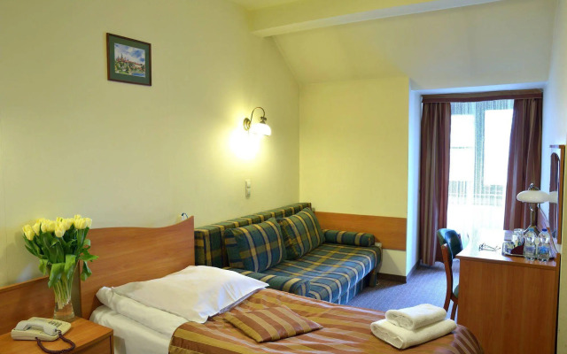 Nobilton Hotel