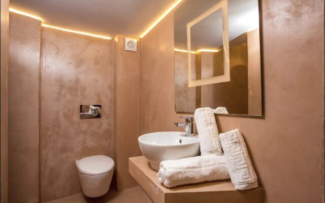 Rodos City House