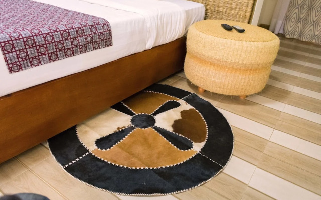 Tooro Fairway Hotel
