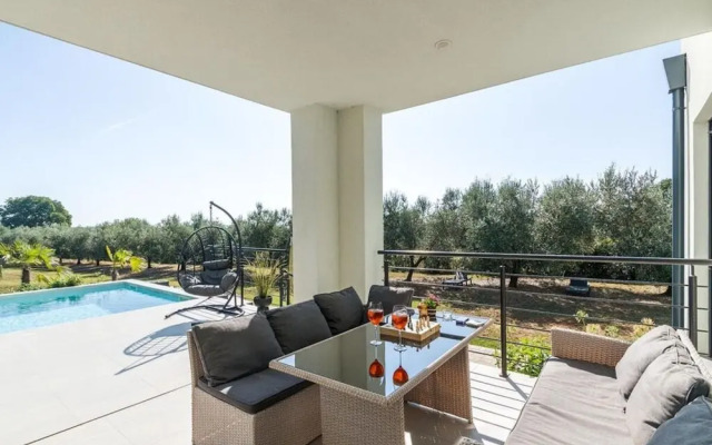 Villa Aurora III