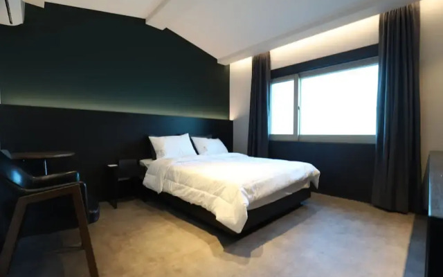 Dubai Hotel