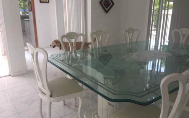 Casa Quinta Peñón Para Grupos