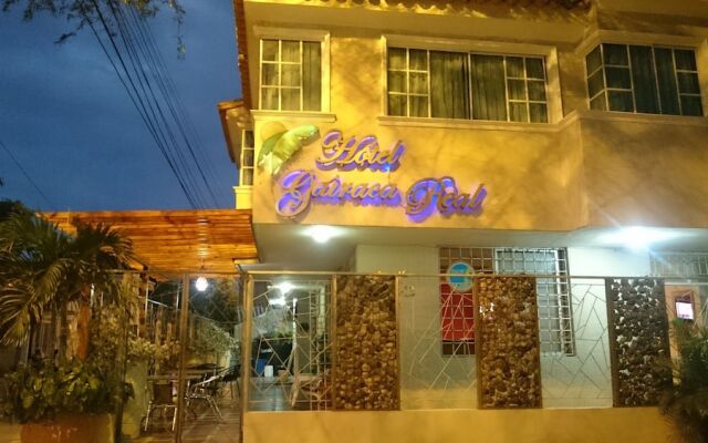 Hotel Gairaca Real