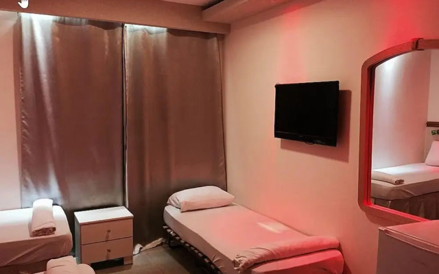 Aladdin Hotel
