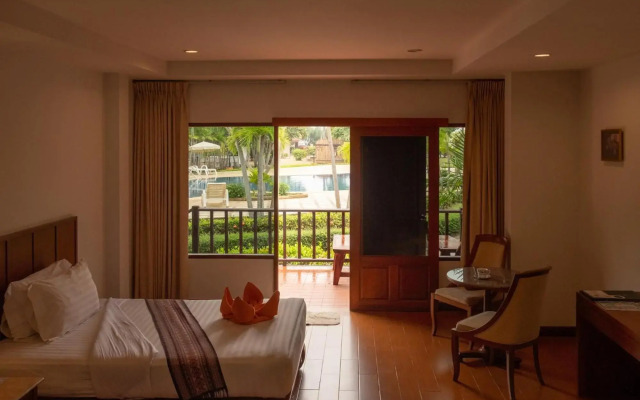 Sailom Resort Bangsaphan