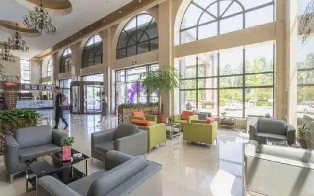 Sweetland Hotel Ji An