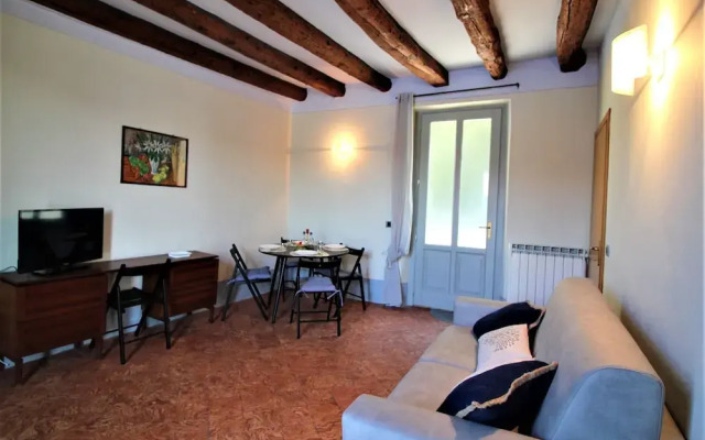 Spectacular View and Separate Entrance for 22 Persons