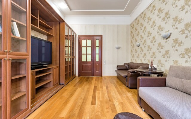 Апартаменты на Московском пр-те, 4