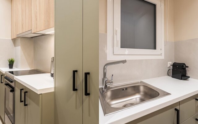 Petite 1BR Apartment in Exarchia