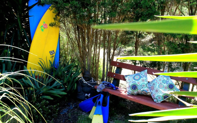 Smith Beach Getaways Beachwood Garden Studio