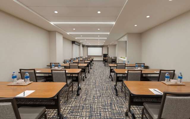 Hyatt Place Houston Downtown