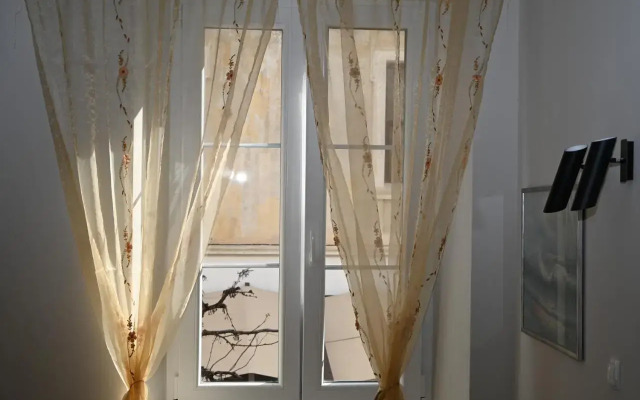 Old Town Apartment