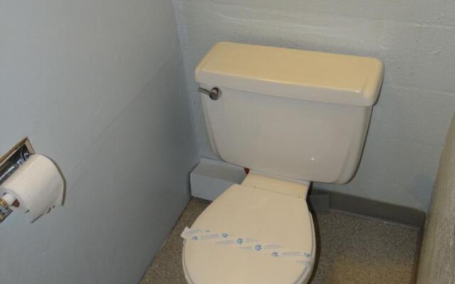 Economy Inn Corning