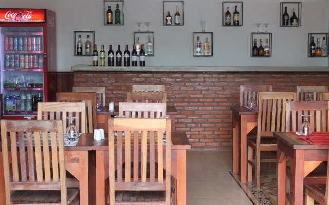 Suorkear Hotel