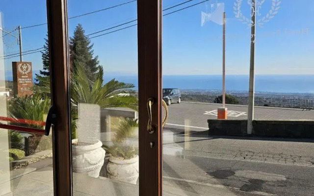 Hotel Primavera dell'Etna