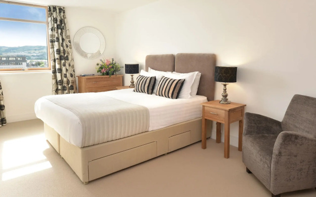 Highland Apartments By Mansley