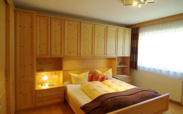 Great Holiday Home in Hippach With sun Terrace