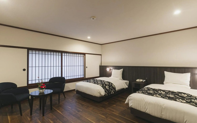 The Hamilton Ureshino