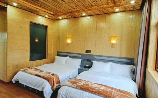 Red Land Wangcai Resort