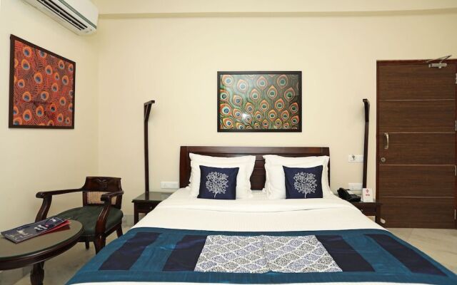 OYO 9366 Hotel Shambhu Villas