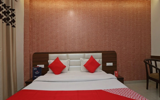 Oyo 23168 Hotel G C Regency