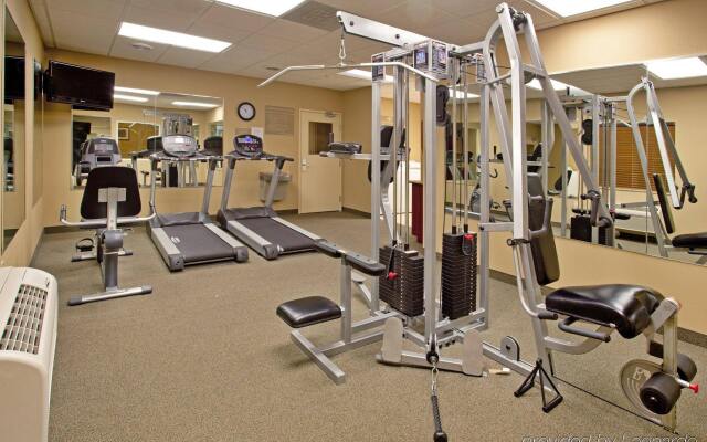 Candlewood Suites Airport by IHG