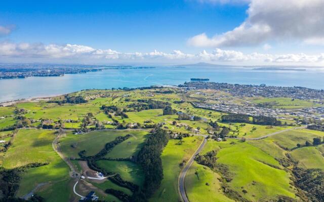 Rydges Formosa Auckland Golf Resort