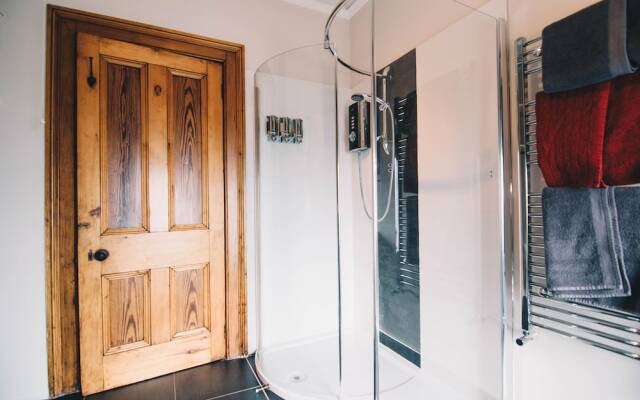 Antrim House Guest Rooms & Suites