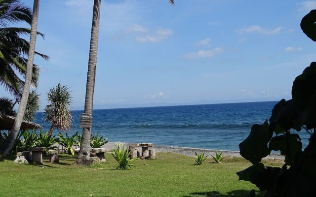 Bale Solah Lombok Holiday Resort