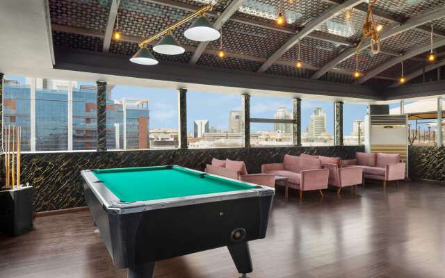 Howard Johnson Plaza By Wyndham Dubai Deira