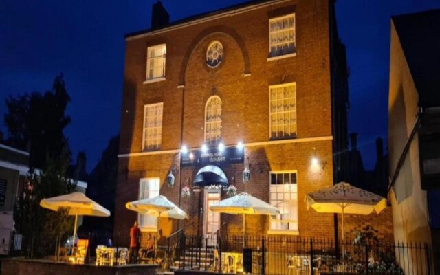Rothwell House Hotel .
