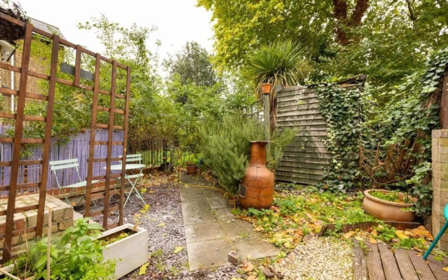 The Eltham Classic - Stunning 1bdr Flat With Garden