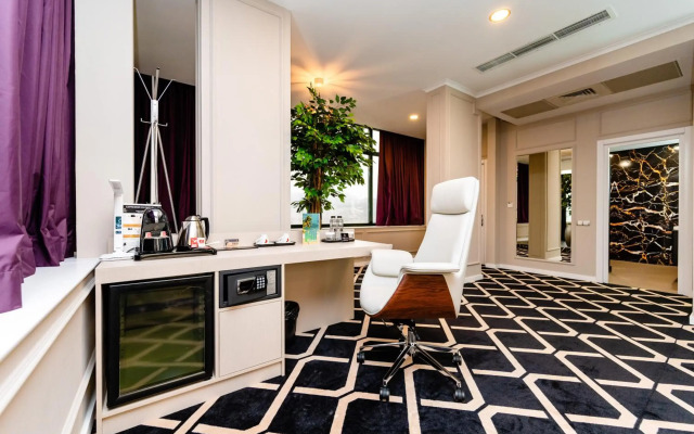 Business Hotel Conference Center & Spa