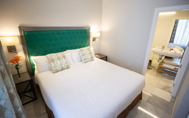 Plazuela del Carbón Suites