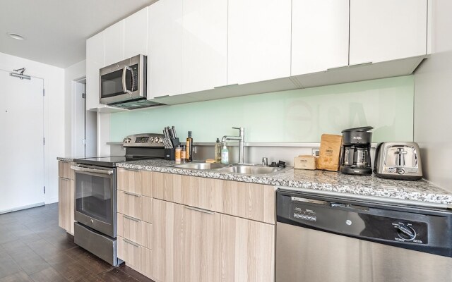 Sophari Bellevue Tower Apts