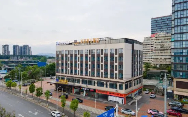 Meiqi Holiday Hotel (Guiyang Baiyun North High-Speed Rail Station, Liyang Branch) – Outside – Guiyang