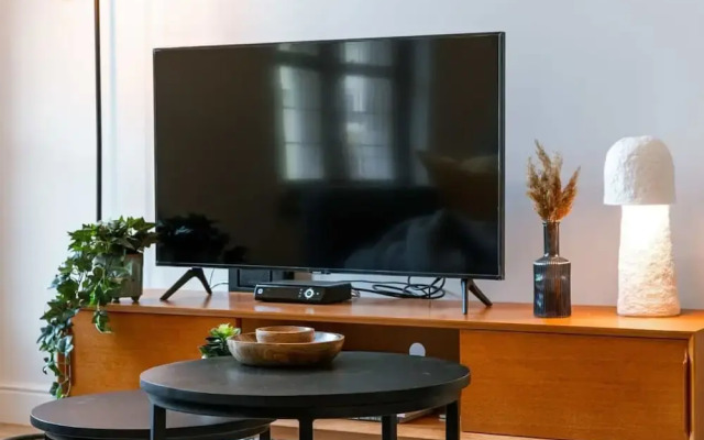 Modern Apartment Located at Historical Main Square