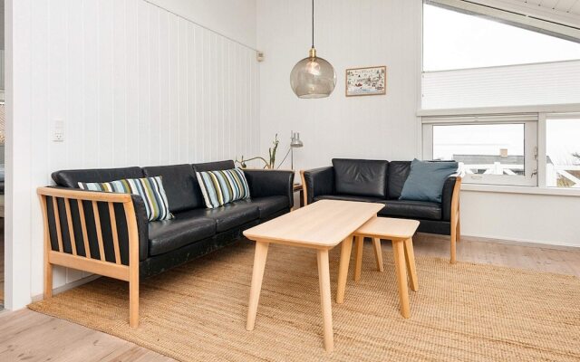 6 Person Holiday Home in Ebeltoft