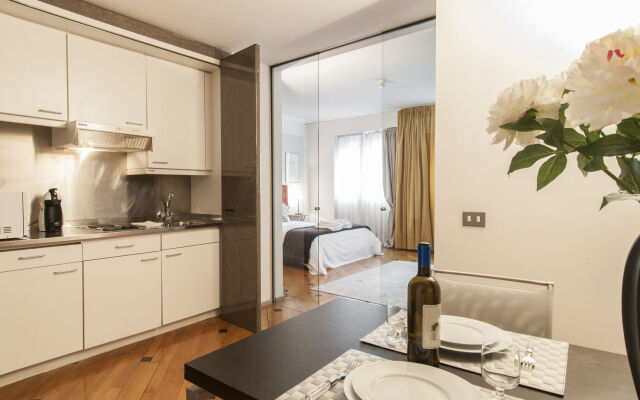 Milan Royal Suites & Luxury Apartments