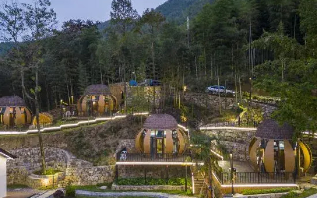 Anji Sanjian Laowu Homestay (Yucun Liangshan Dazhuhai Branch)