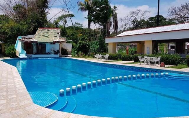 Hotel Villas Kin-Ha