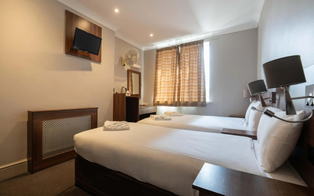 Ascot Hyde Park Hotel
