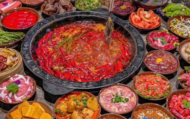 1. Good Night Star Projection Homestay (Chongqing North Station) – Meal – Chongqing