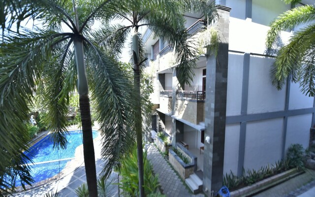 Sandat Hotel Legian