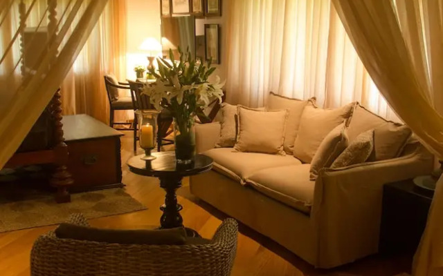 Stone House Suites Kandy