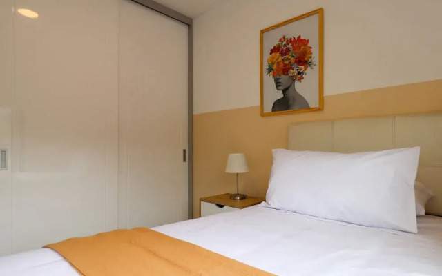 w Brilliant 2BR w Balcony in Miraflores