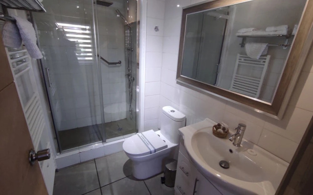 Apart Hotel Quillango