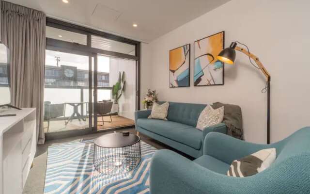Premium Brand New Central Apt - Carpark