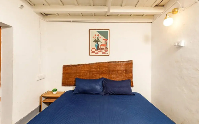 Underground Hostel By Bilwa Estate