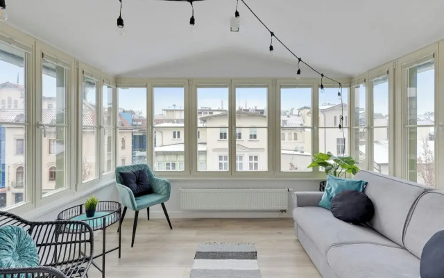 Veranda by Grand Apartments